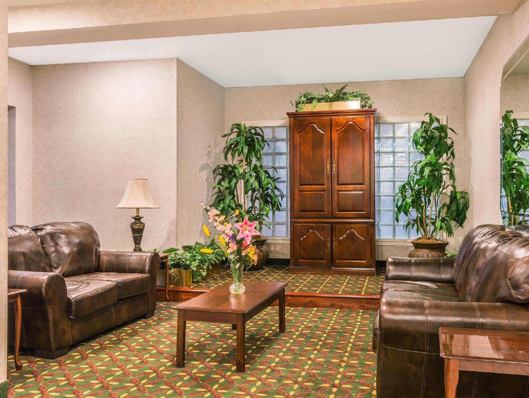Super 8 By Wyndham Garland North Dallas Area Εξωτερικό φωτογραφία